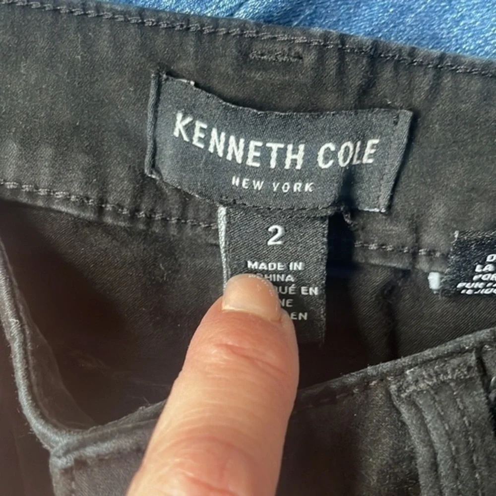 Kenneth Cole jeans size 2 black & blue denim stretch jeans 2 pairs